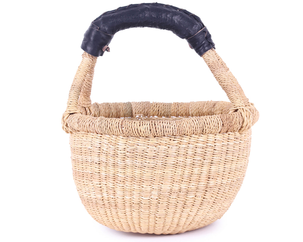 OBUTU: Plain Woven Mini Market Basket 1 OBUTU: Plain Woven Mini Market Basket